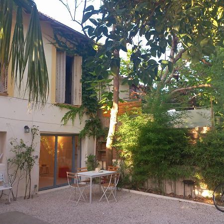 Le Nid Villa Авиньон Екстериор снимка